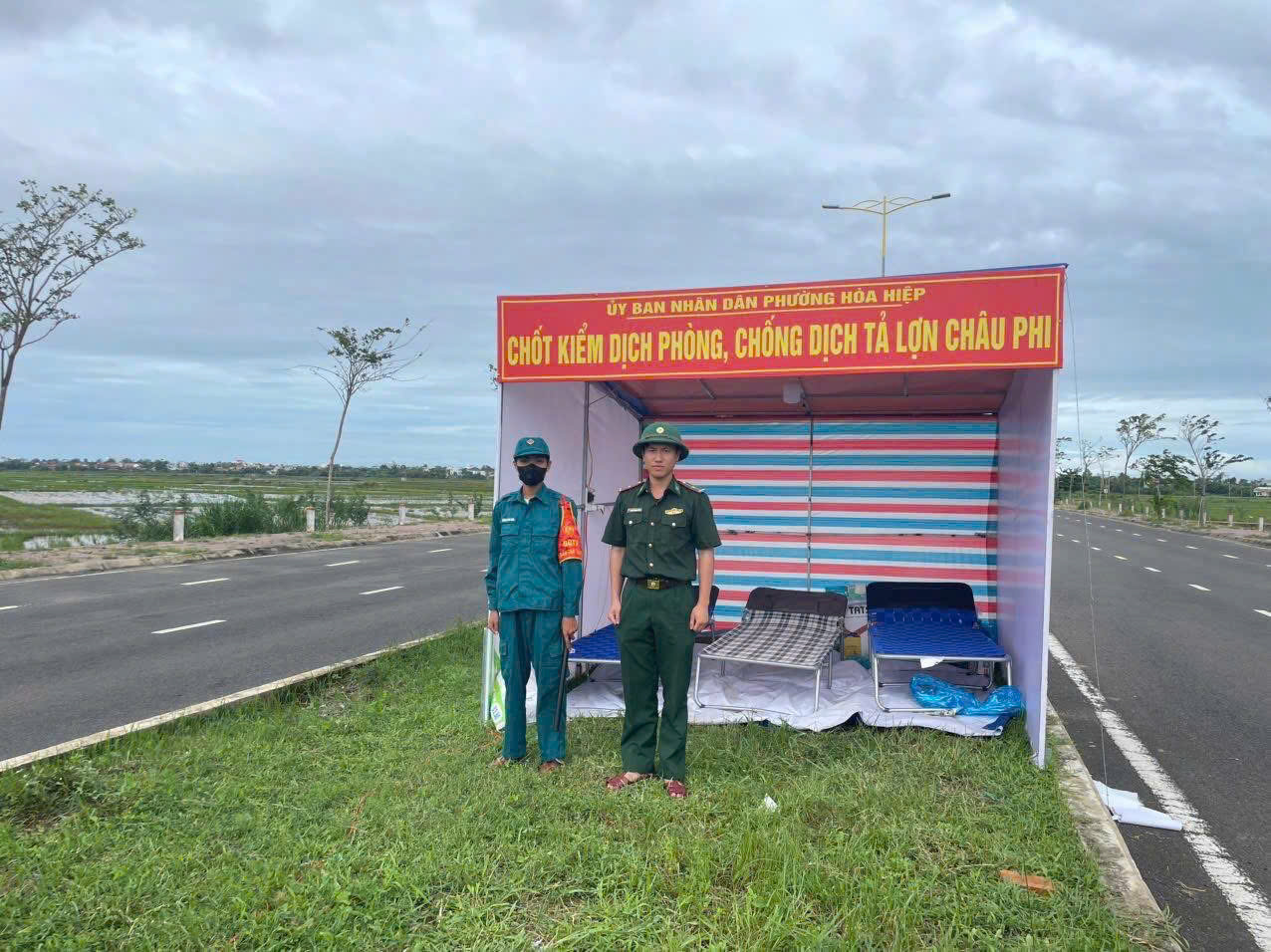 gen-h-z7180580636128_4a8742fe9d6aaa3937da815f14f4e03a