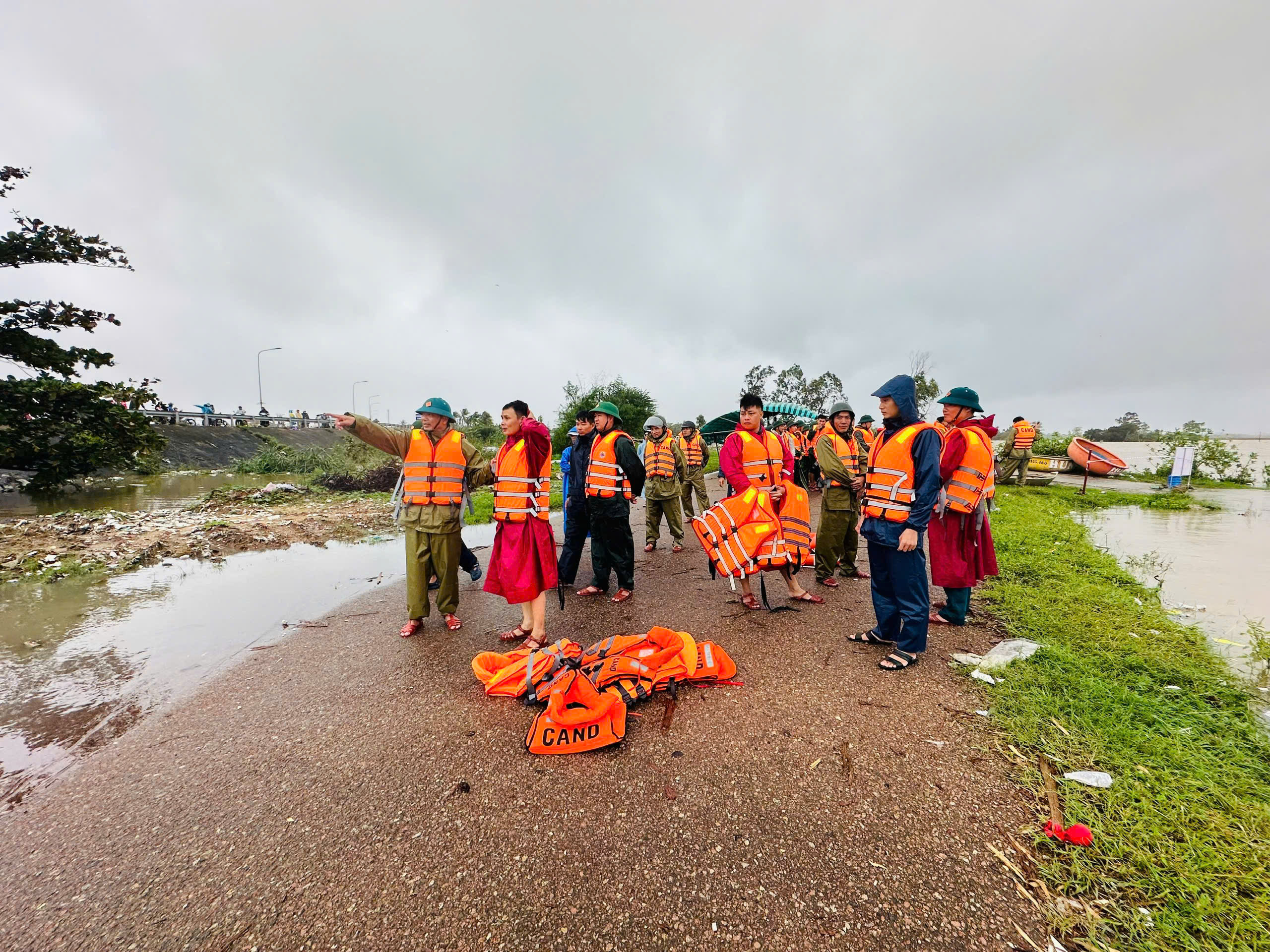 gen-h-z7241069285342_5a9e920cdc8dbdd582c74743f3669485