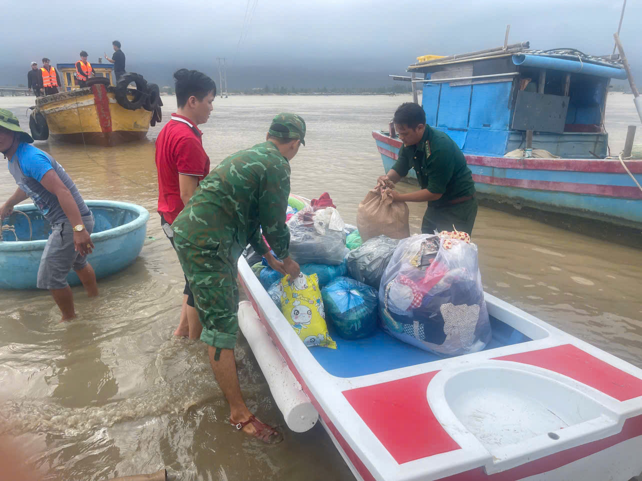 gen-h-z7253820963076_704648253cd98eb501b52b826a3eea63