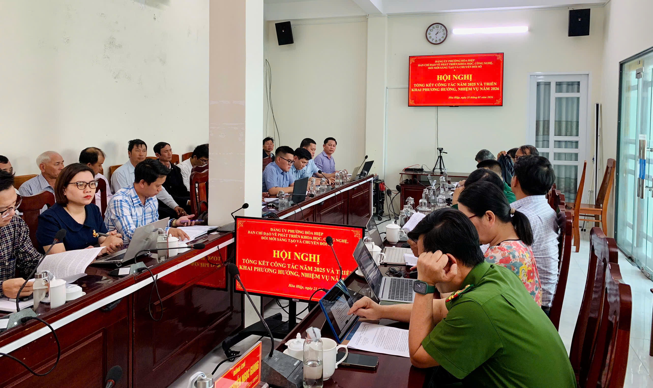 gen-h-z7454144685237_51c991378293c34d81ac742dd5e3fba6