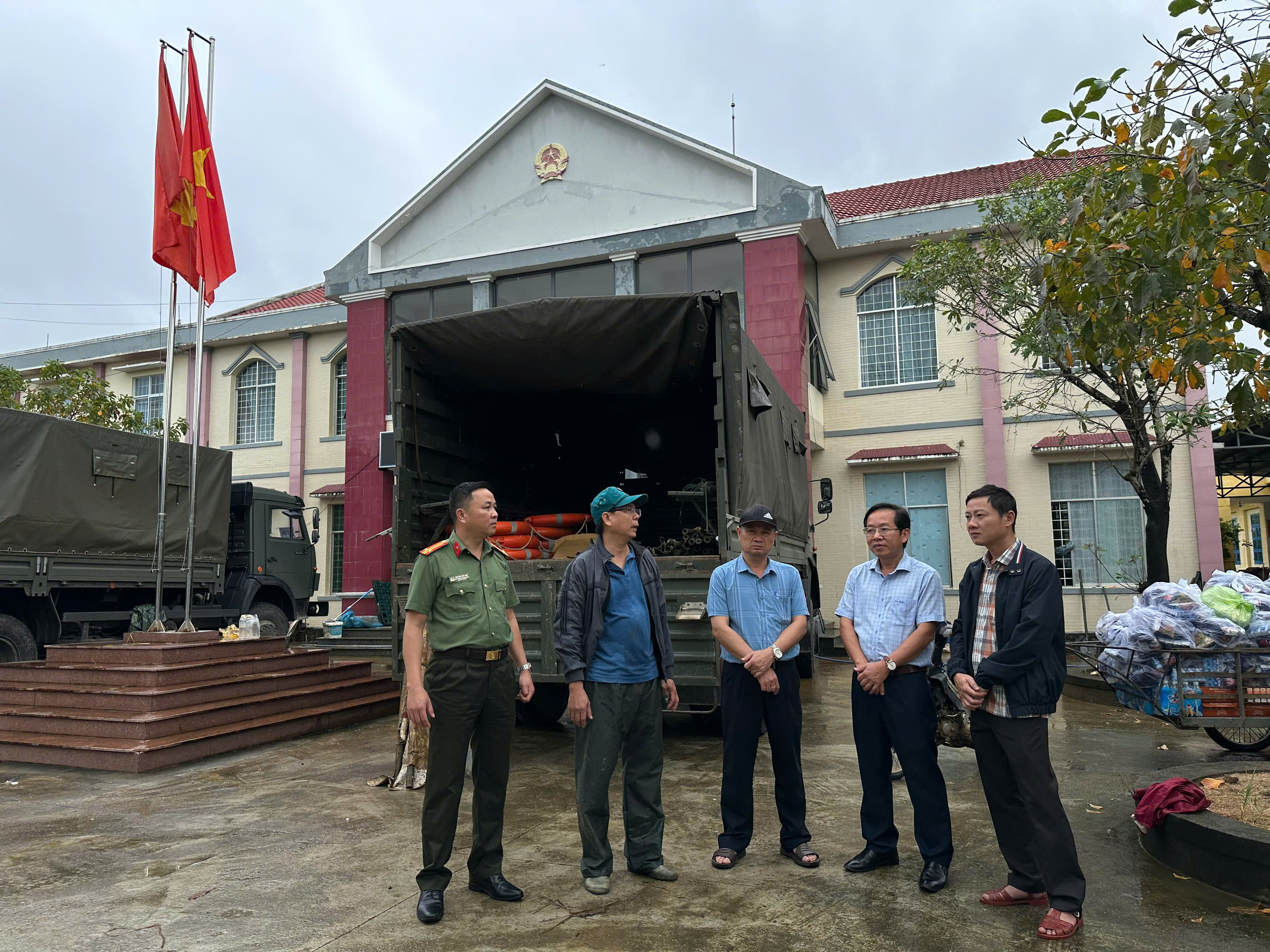 29621475259887214523